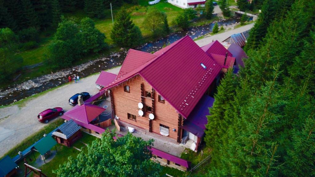 Hotel Berloga-Sinevir Synevyrsʼka Polyana Εξωτερικό φωτογραφία
