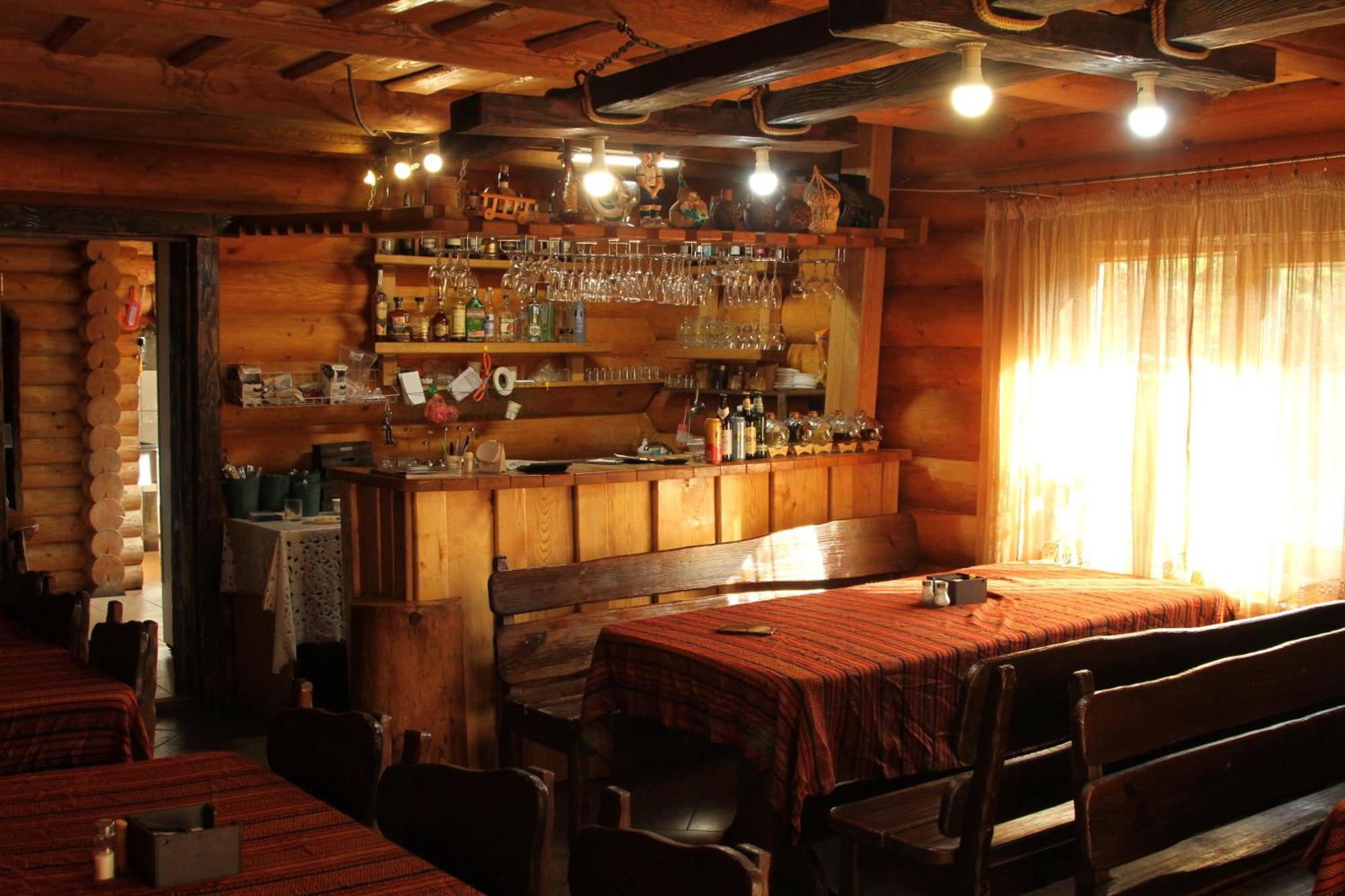 Hotel Berloga-Sinevir Synevyrsʼka Polyana Εξωτερικό φωτογραφία