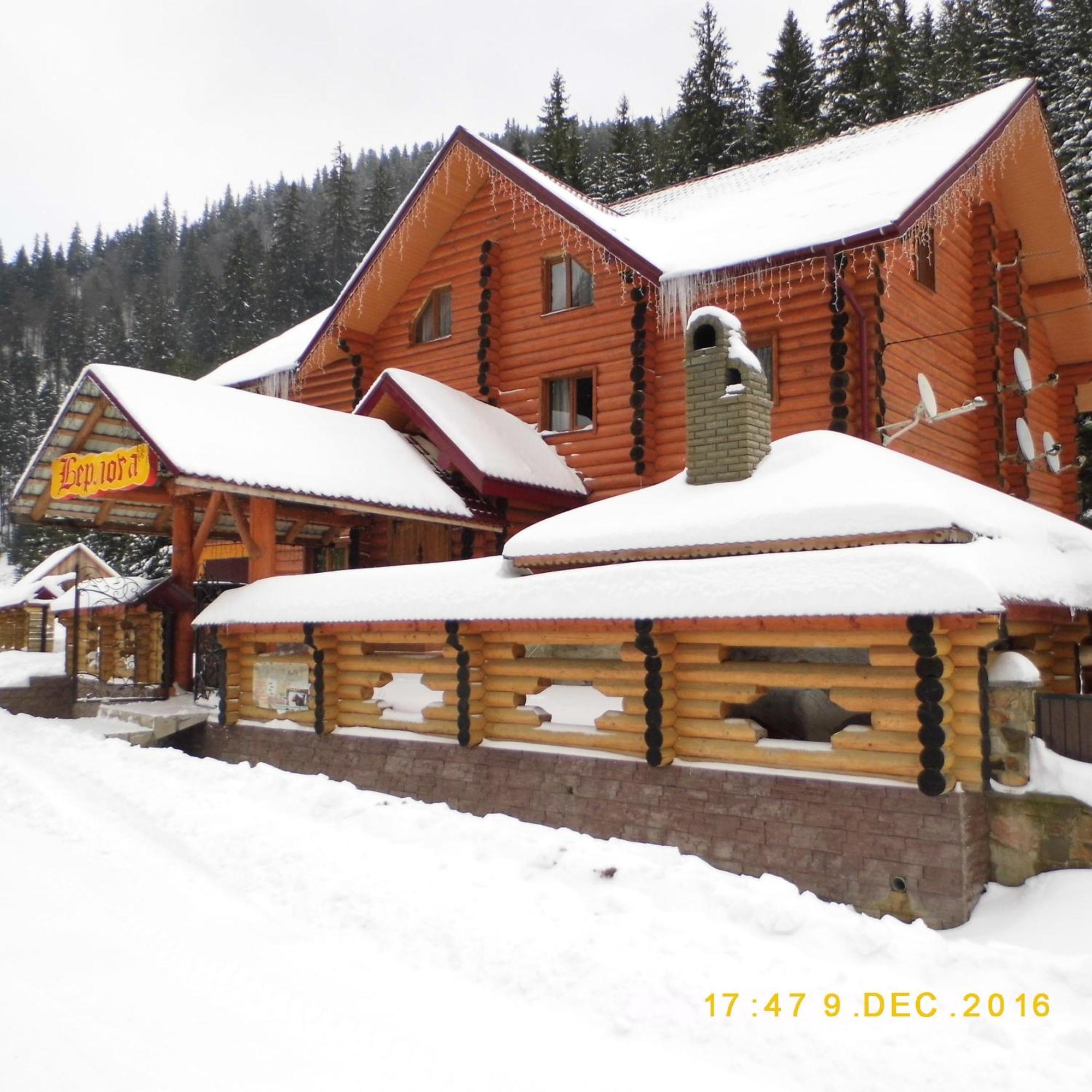 Hotel Berloga-Sinevir Synevyrsʼka Polyana Εξωτερικό φωτογραφία