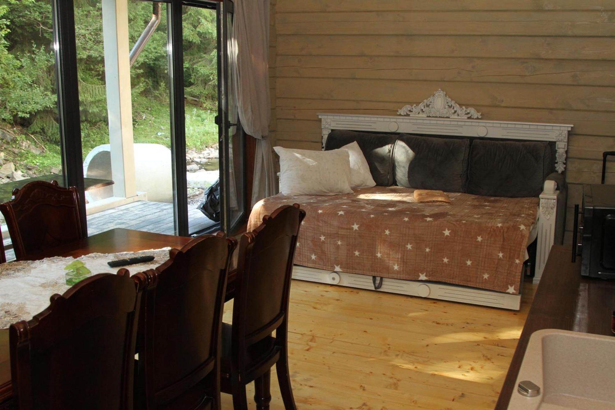 Hotel Berloga-Sinevir Synevyrsʼka Polyana Εξωτερικό φωτογραφία