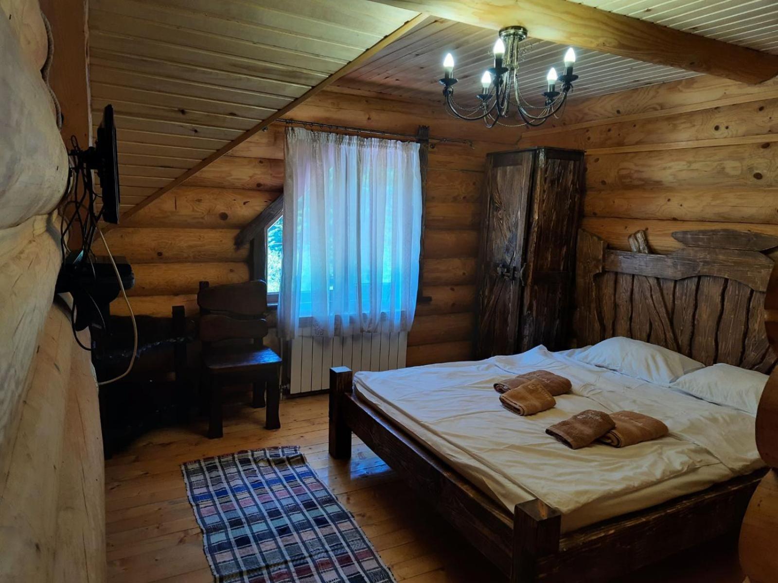 Hotel Berloga-Sinevir Synevyrsʼka Polyana Δωμάτιο φωτογραφία